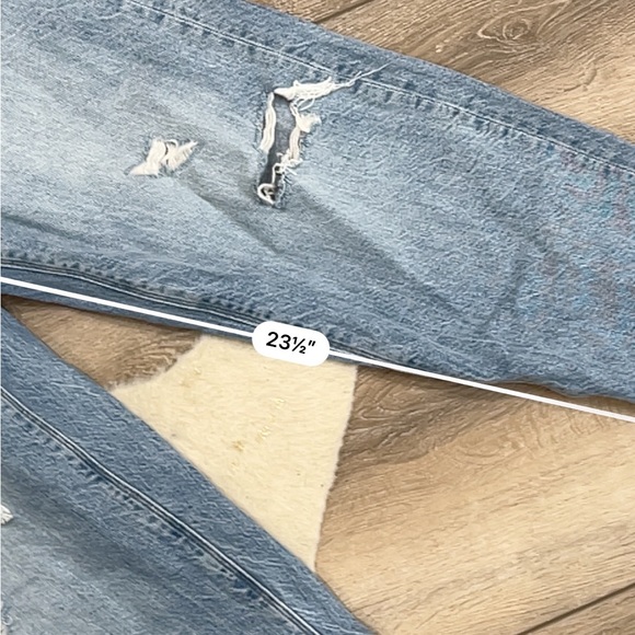 American Eagle distressed ripped relaxed mom jeans - Picture 7 of 7